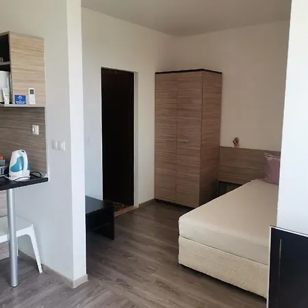 Clara Sea View Apartman Burgasz