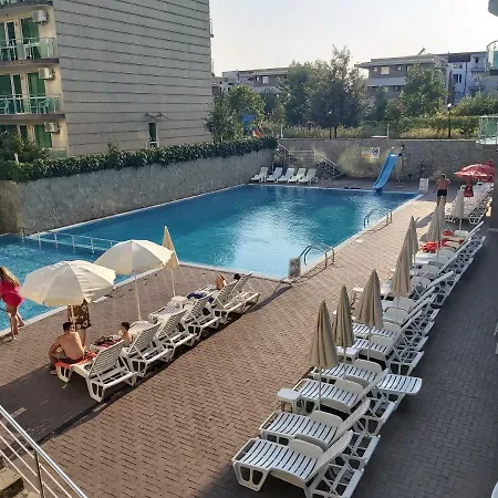 Clara Sea View Апартаменты *