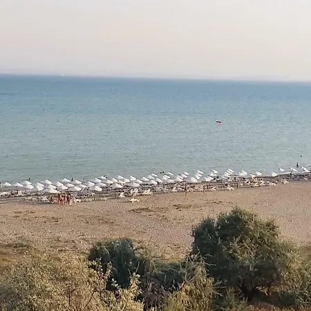 Clara Sea View *
